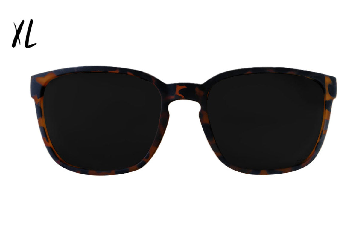 CabanaXLTortoiseBlackFront_983