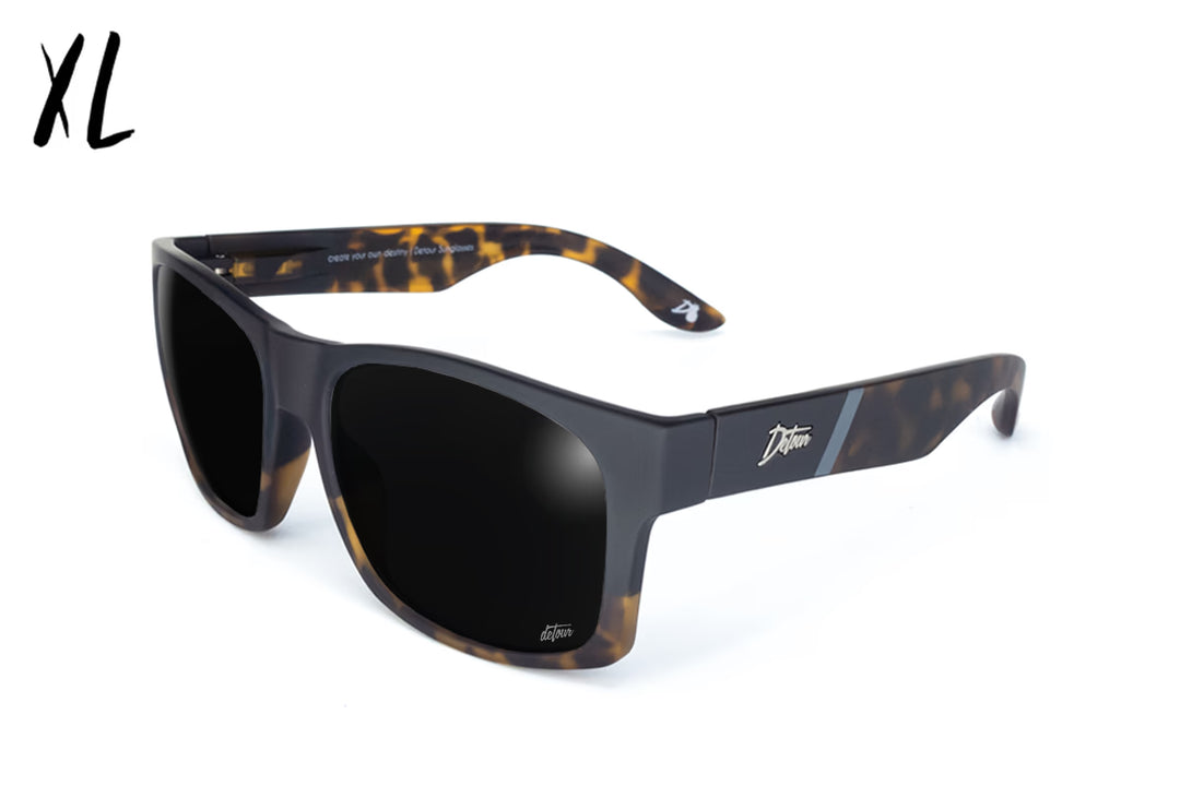 トンカ Big Kahuna - Tortoise Fade - Black Polarized Sunglasses | Detour